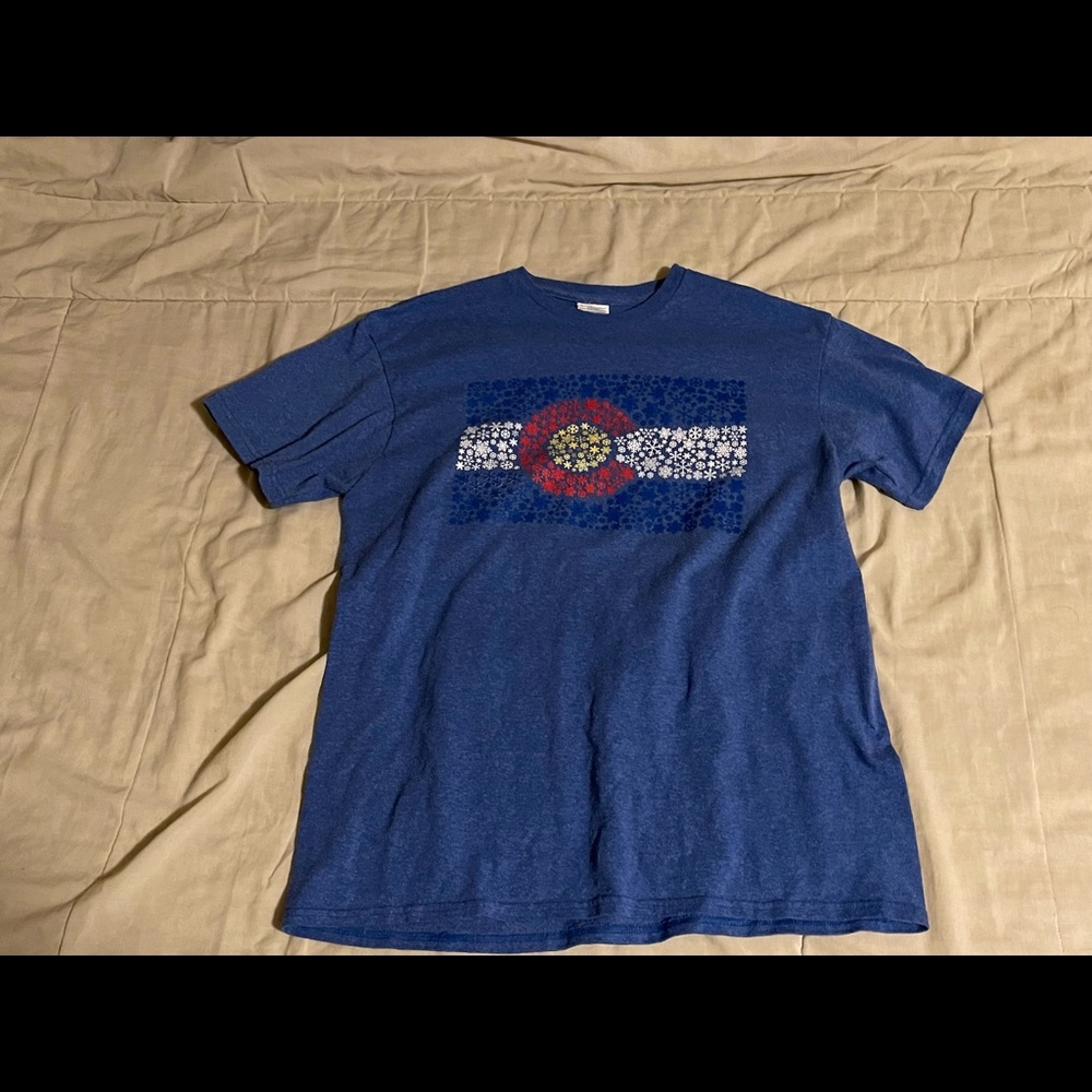 Men’s medium – Colorado flag/logo T-shirt - blue